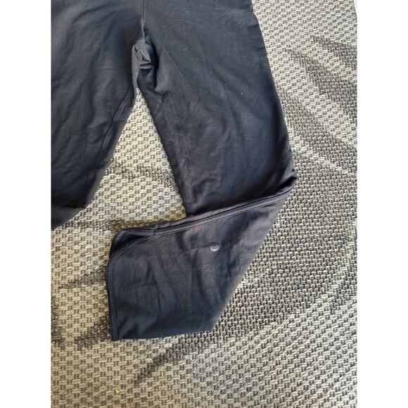 Lululemon Women's Keep It Classic Crop Pants 23" Long black Size 4 - Picture 7 of 8